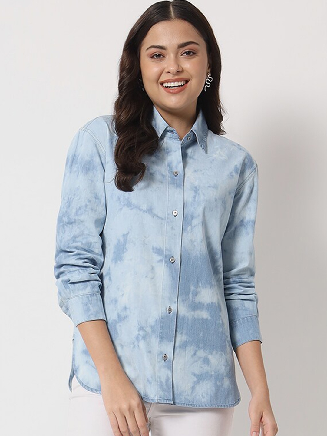 

Orchid Blues Women Blue Printed Cotton Casual Shirt