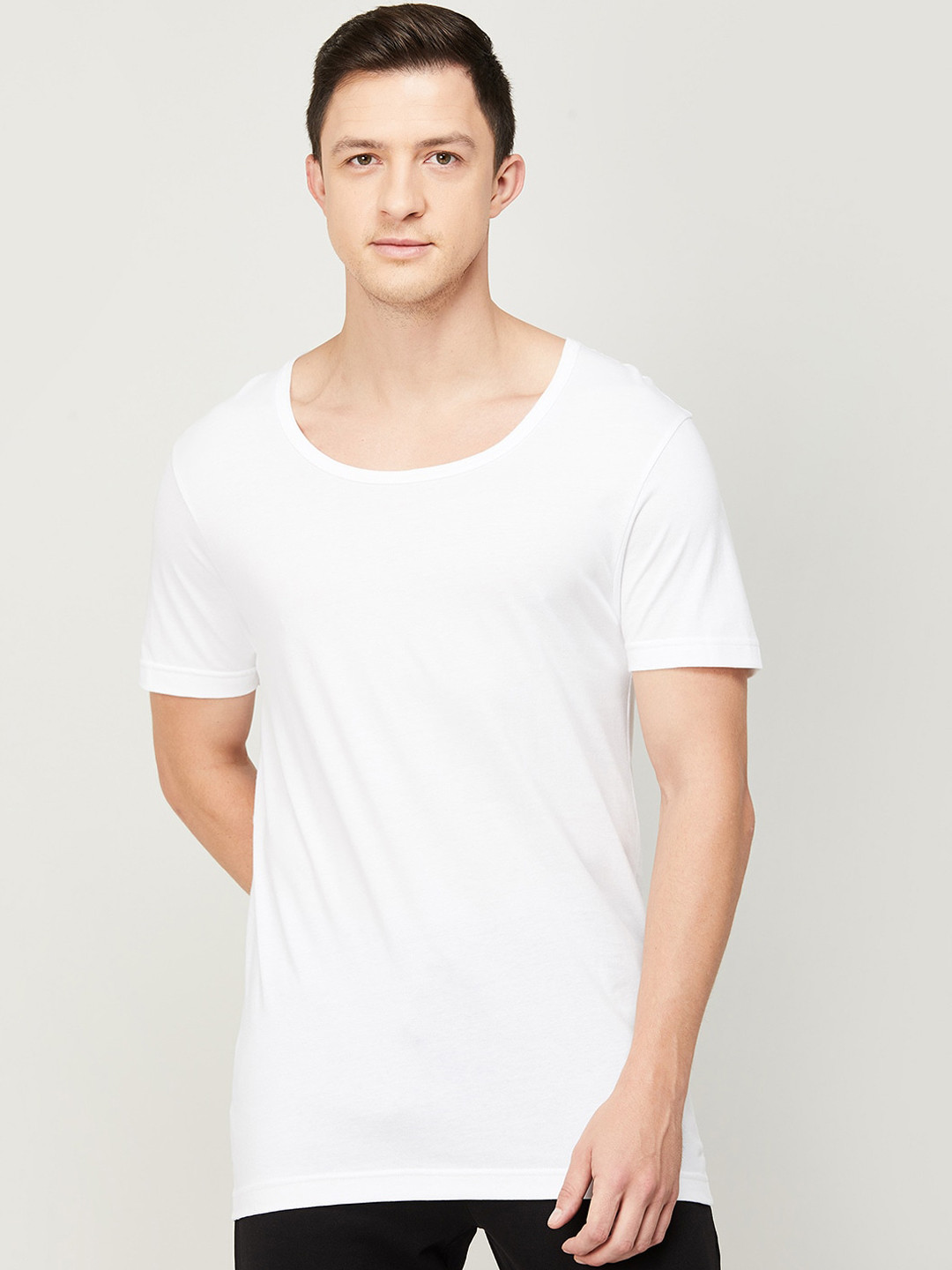 

Fame Forever by Lifestyle Men White Solid Cotton Innerwear Vests