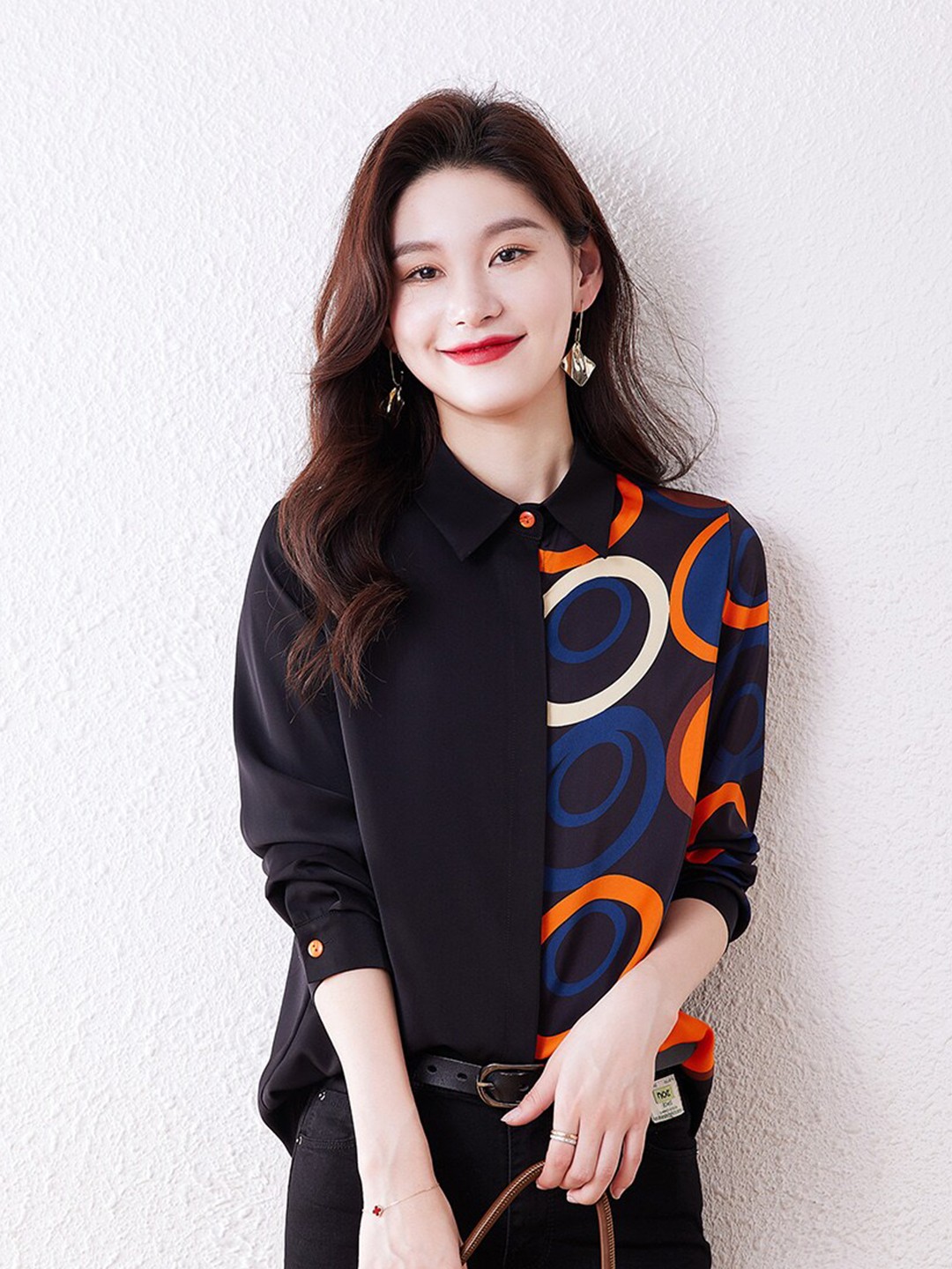 

JC Collection Women Black Comfort Printed Casual Shirt