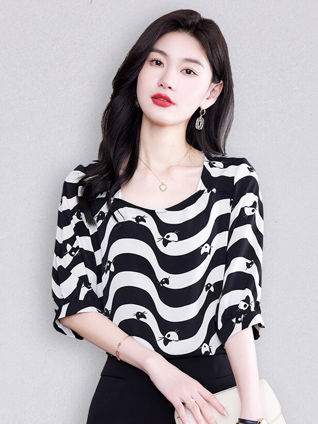 

JC Collection Women White & Black Striped Monochrome Top