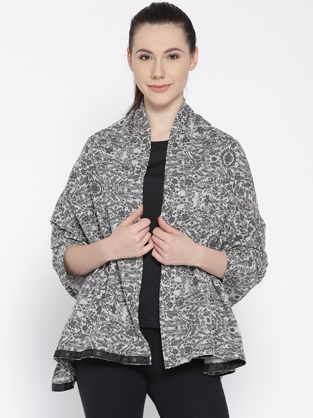 

Ajile by Pantaloons Grey Printed Open Front Shrug