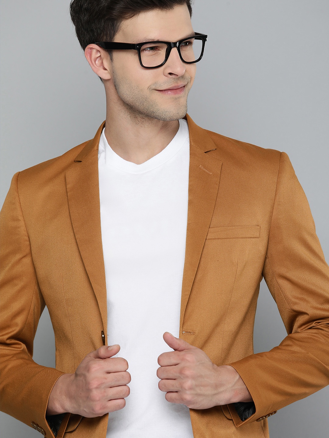 

HERE&NOW Men Solid Regular Fit Single Breasted Blazer Blazer, Khaki