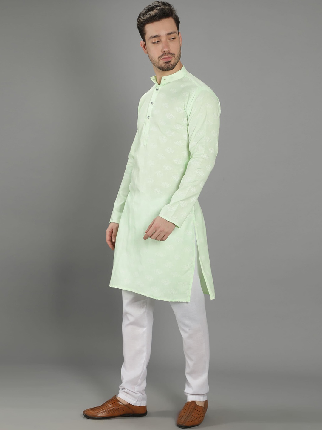 

LacyLook Ethnic Motifs Printed Mandarin Collar Regular Kurta, Green