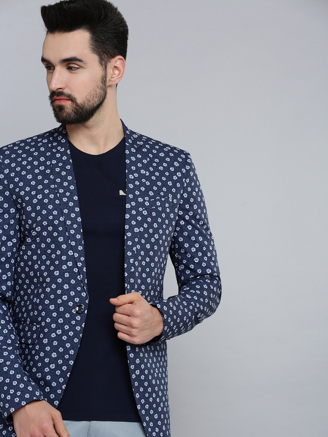 

SHOWOFF Men Navy Blue Printed Single Breasted Blazers