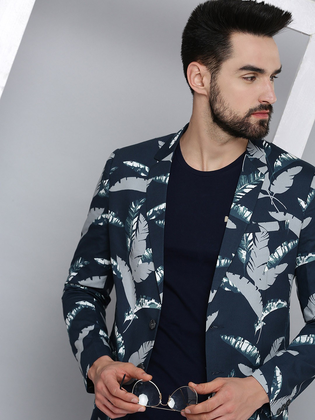 

SHOWOFF Men Navy Blue Printed Single Breasted Blazers