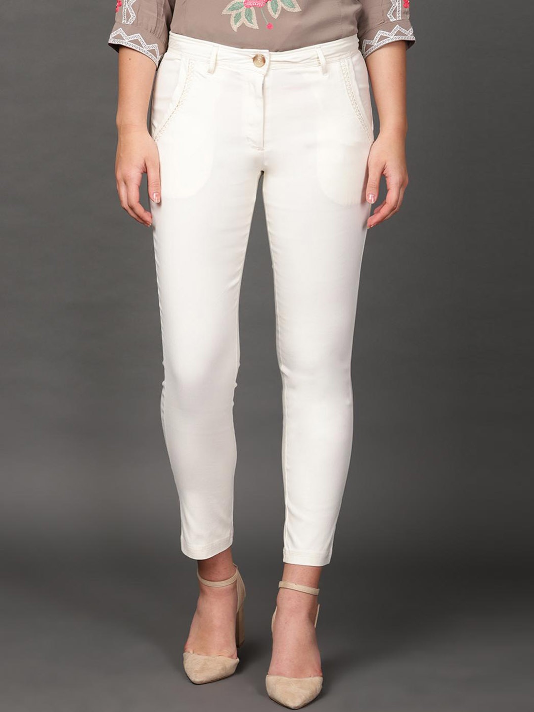 

Lakshita Women Off White Comfort Skinny Fit Corduroy Trousers