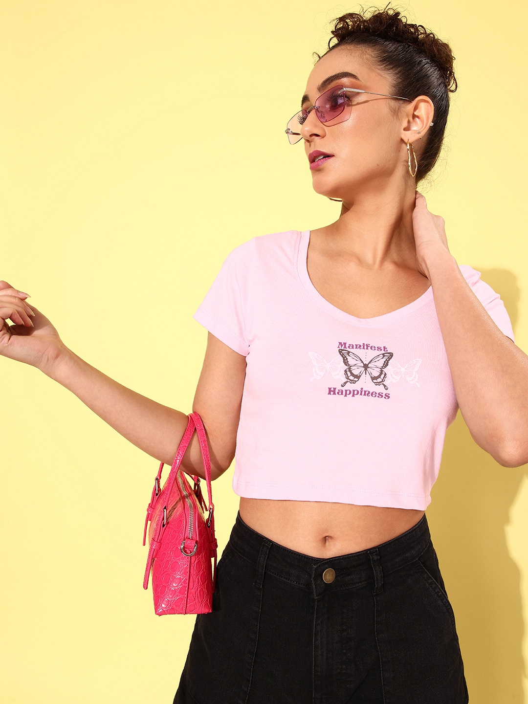 

Dressberry Pretty Pink Graphic High Printed Pure Cotton Crop T-shirt