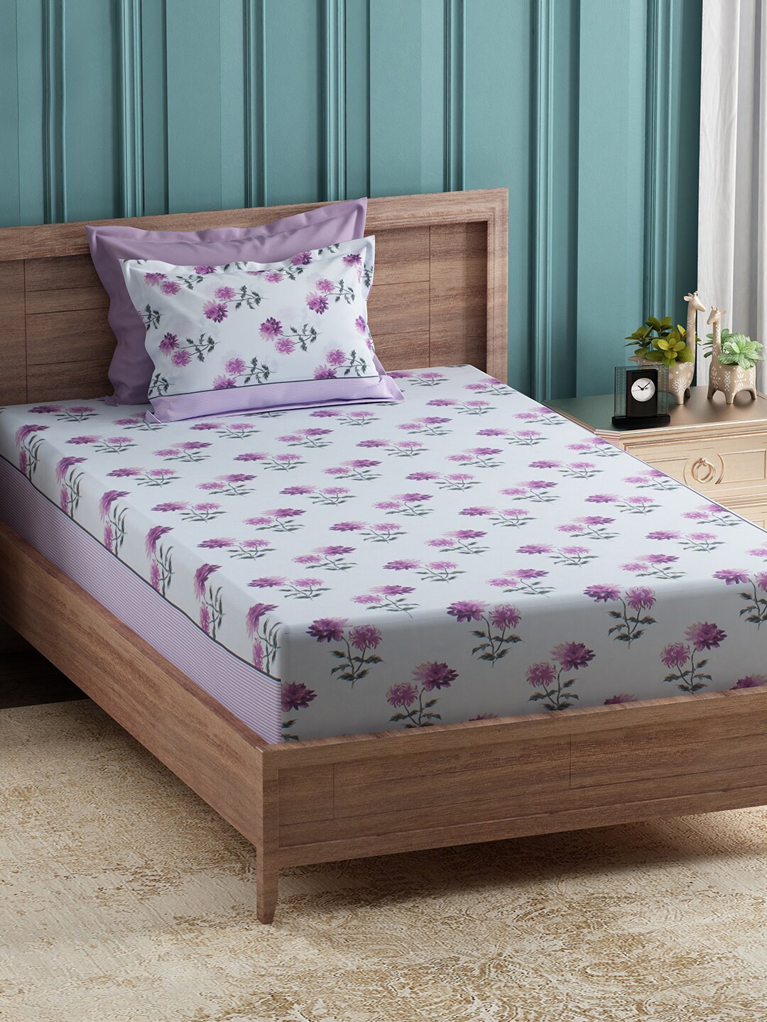 

Story@home Pink & Off White Floral 144 TC Cotton 2 Single Bedsheet with 2 Pillow Covers