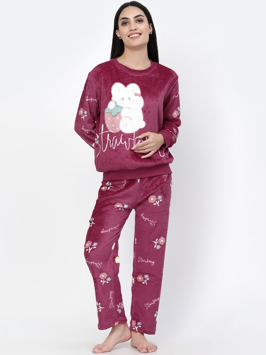 

KLOTTHE Women Purple & White Printed Woolen Nightsuit