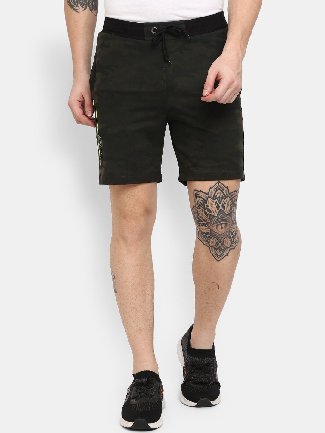 

V-Mart Men Olive Green Printed Outdoor Cotton Shorts