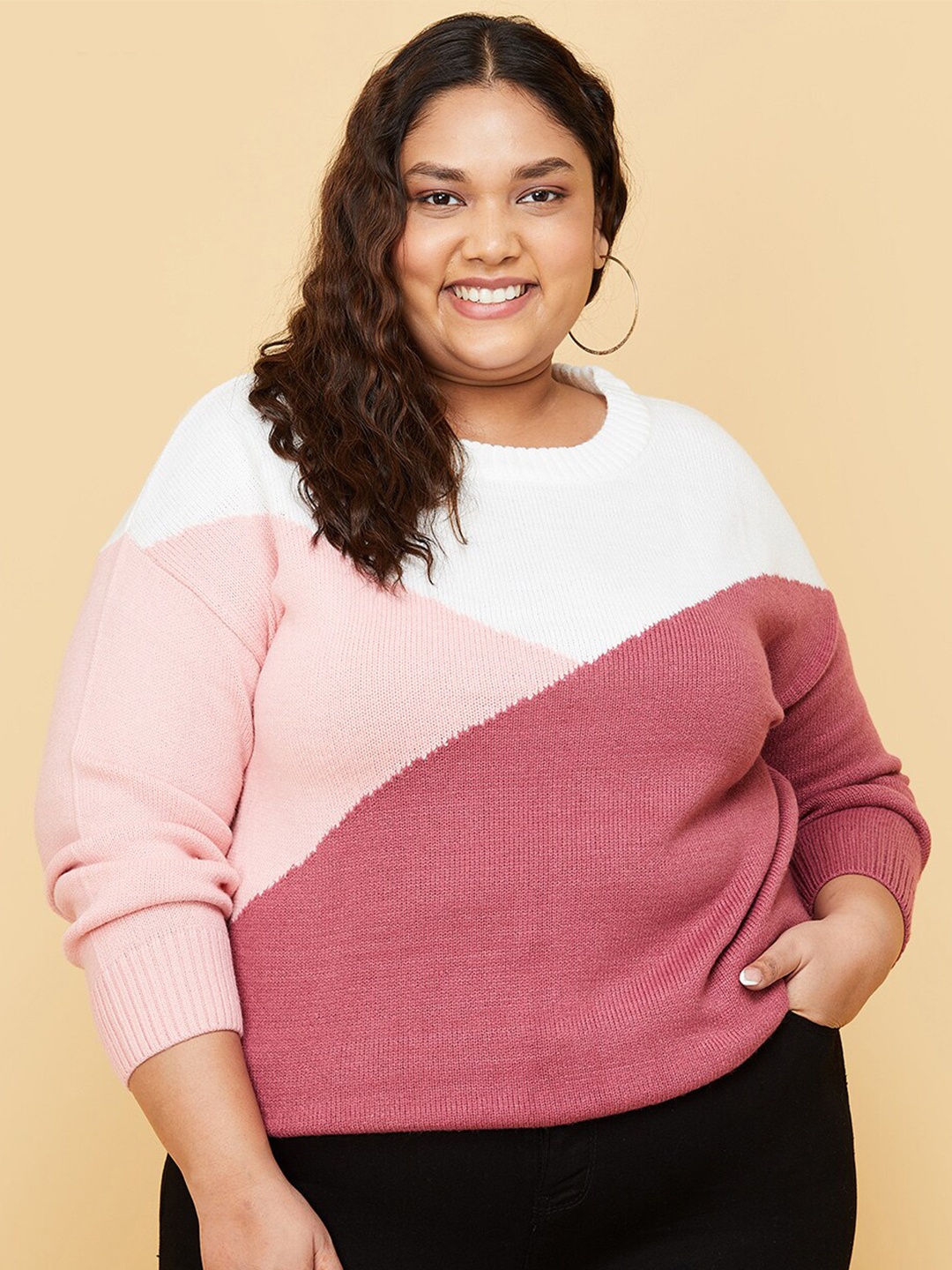 

max Women Plus Size Pink & White Colourblocked Pullover Sweater