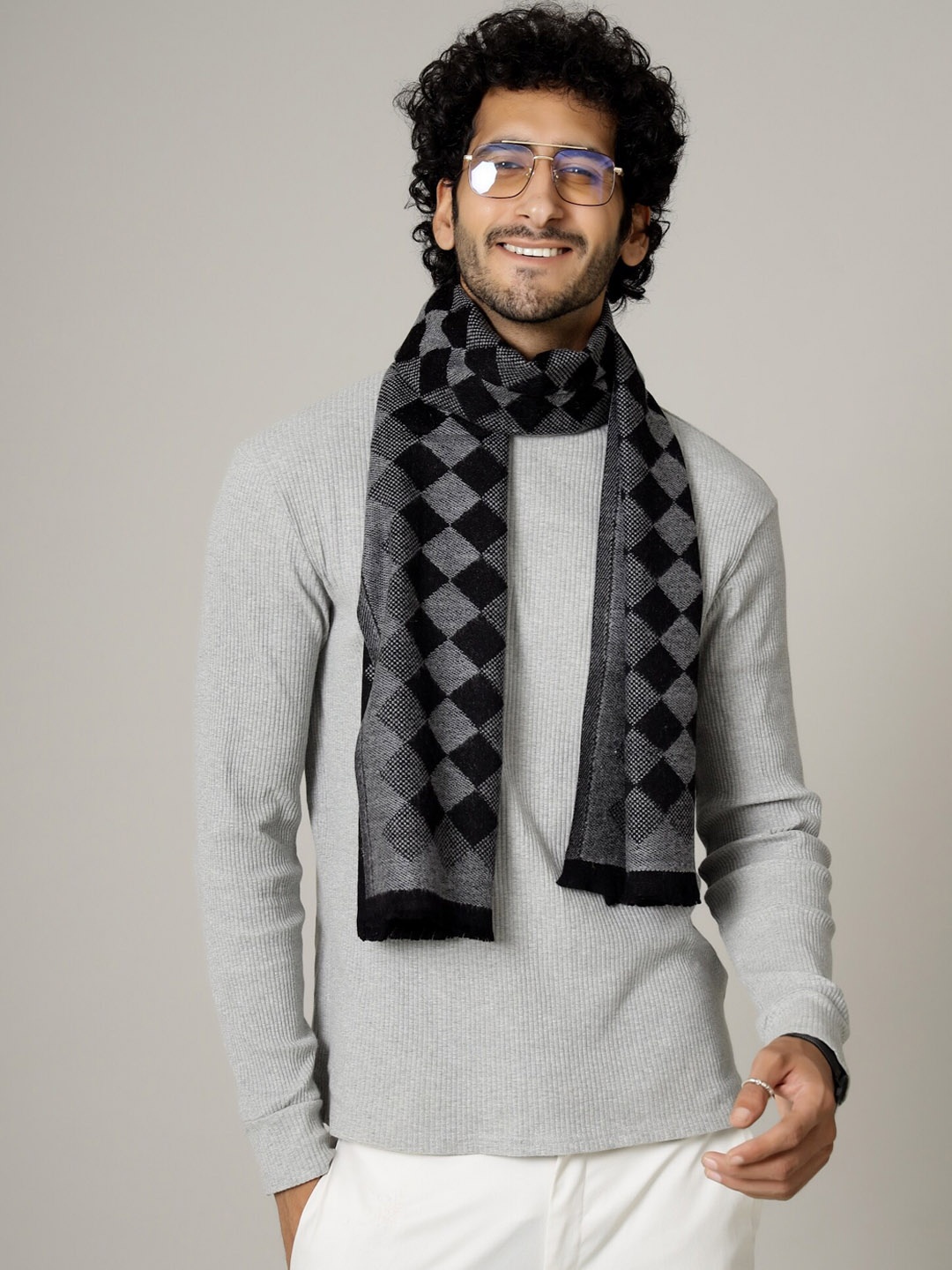 

HANDICRAFT PALACE Men Grey & Black Checked Wool Muffler