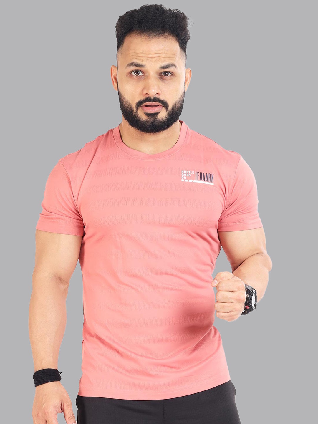 

FUAARK Men Pink Solid Anti Odour Slim Fit T-shirt