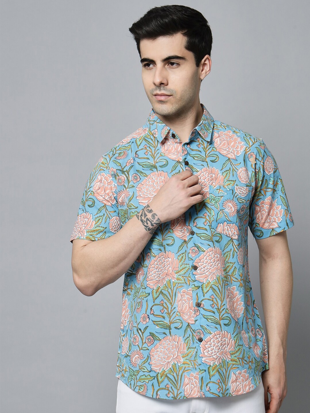 

Sutidora Men Turquoise Blue Cotton Classic Floral Printed Casual Shirt