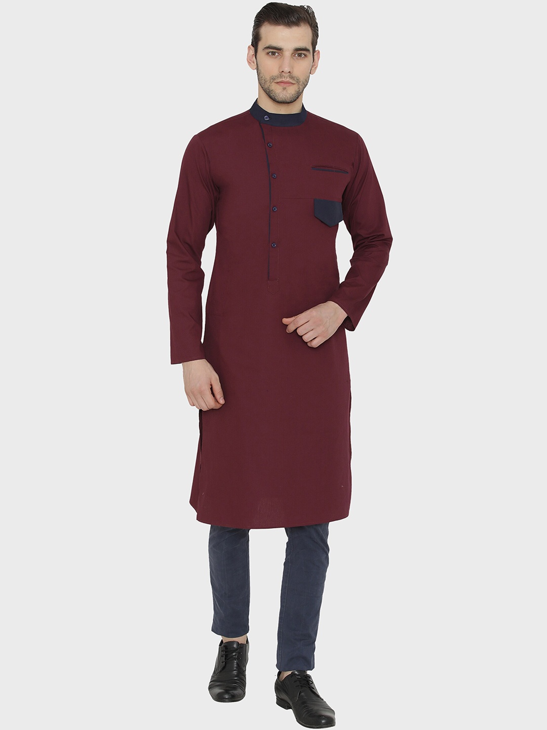 

Raas Mandarin Collar Pocket Detail Straight Fit Cotton Kurta, Burgundy
