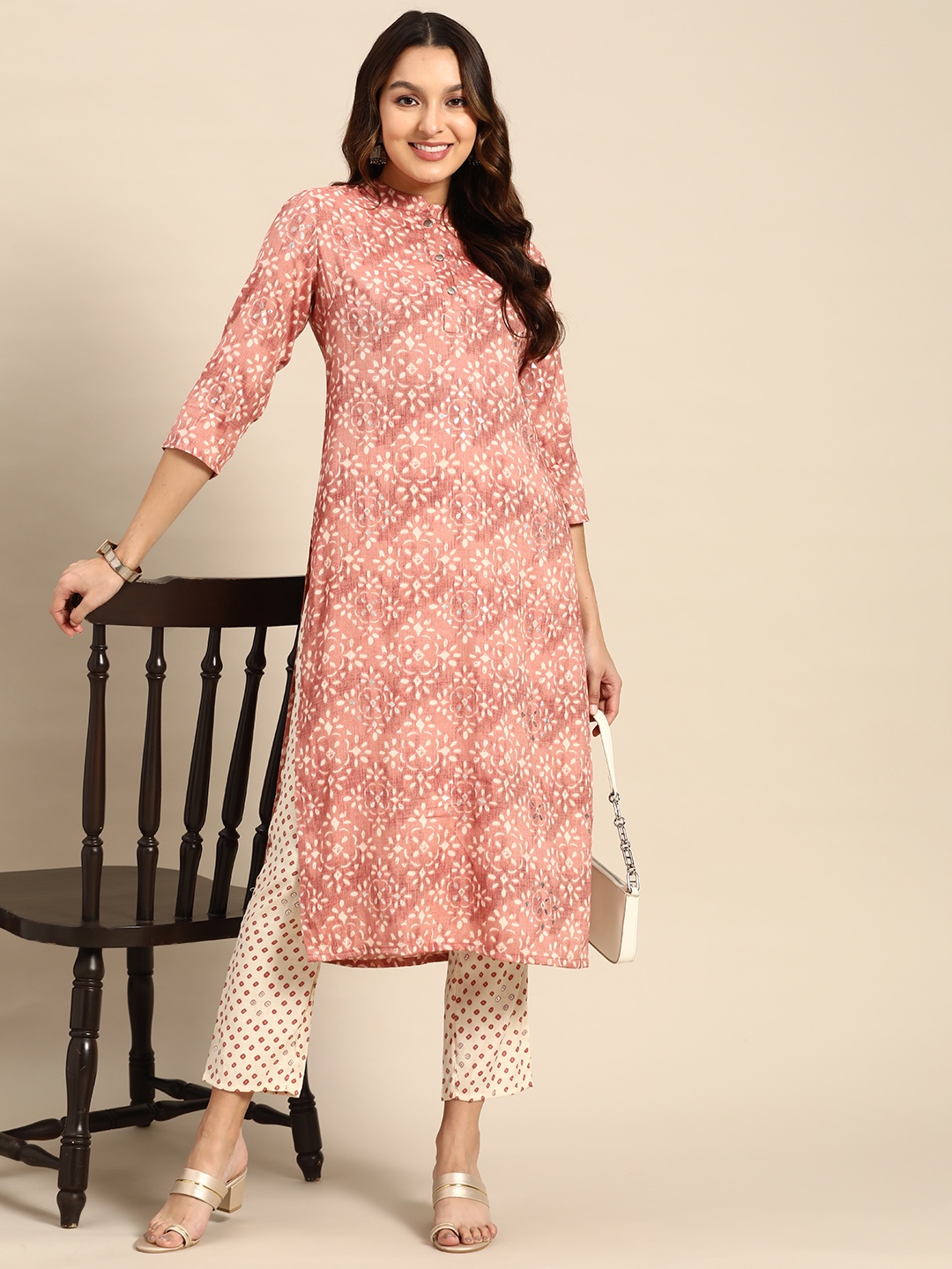 

Anouk Women Ethnic Motifs Printed Kurta With Trousers, Pink