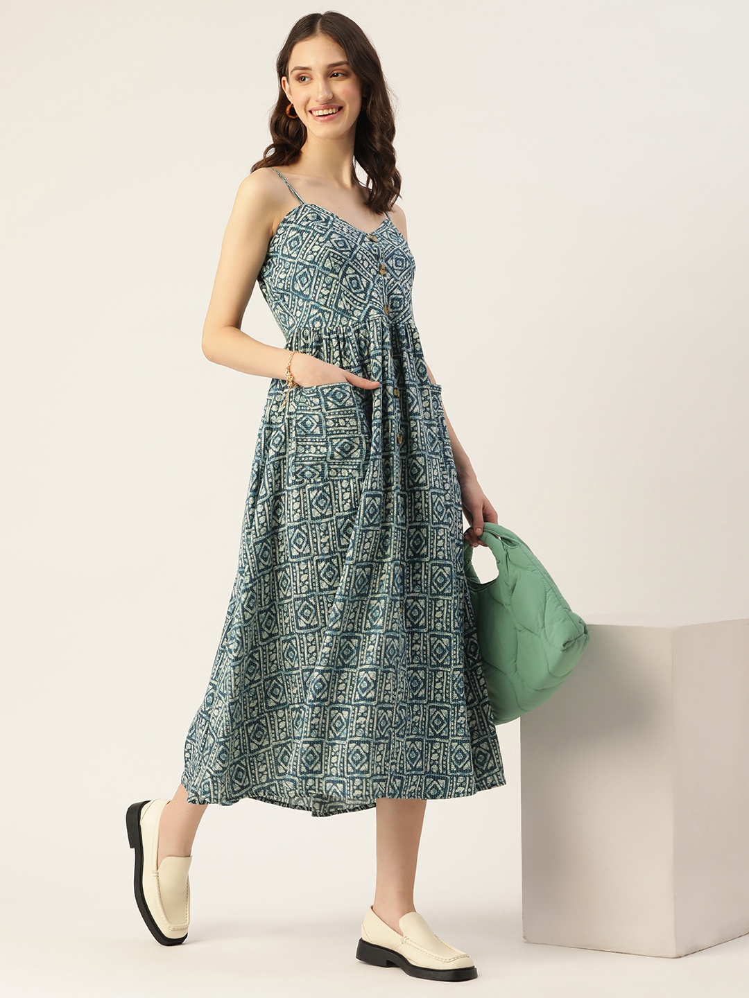 

DressBerry Teal & Off White Printed Pure Cotton Empire Maxi Dress