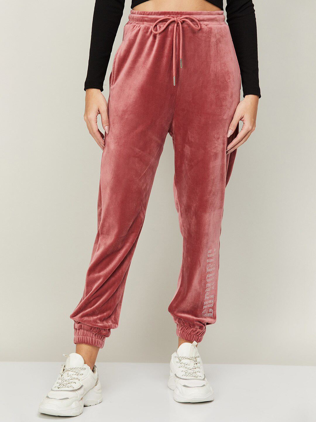 

Ginger by Lifestyle Women Pink Solid Joggers