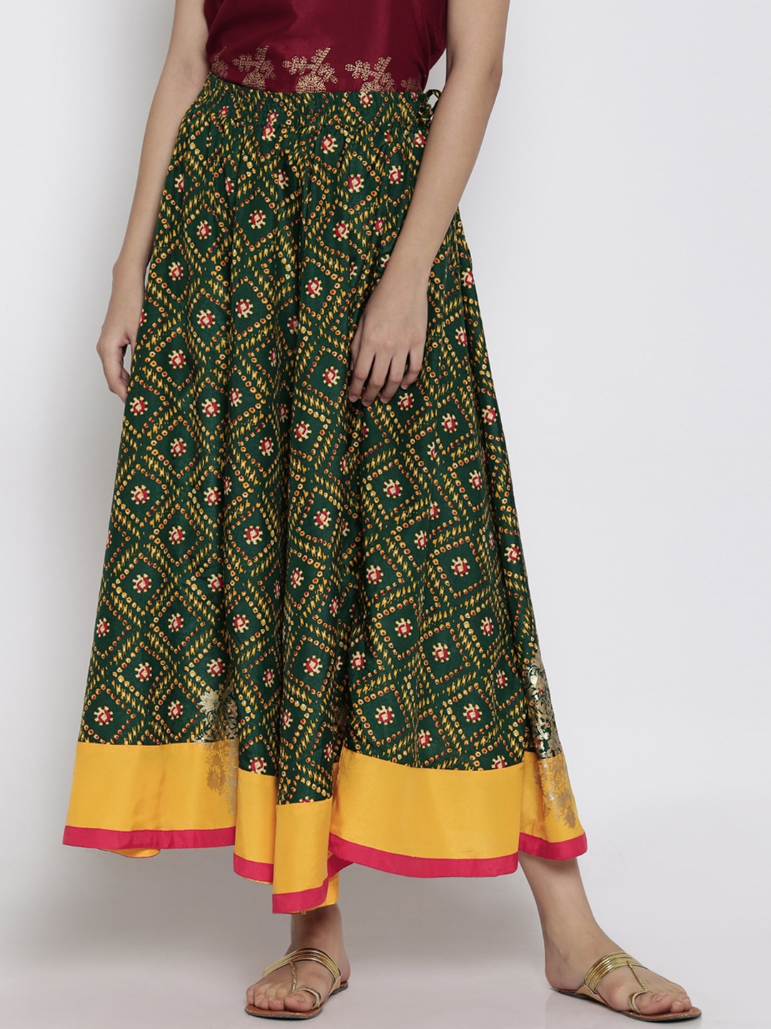 

AKKRITI BY PANTALOONS Green Printed Maxi Skirt