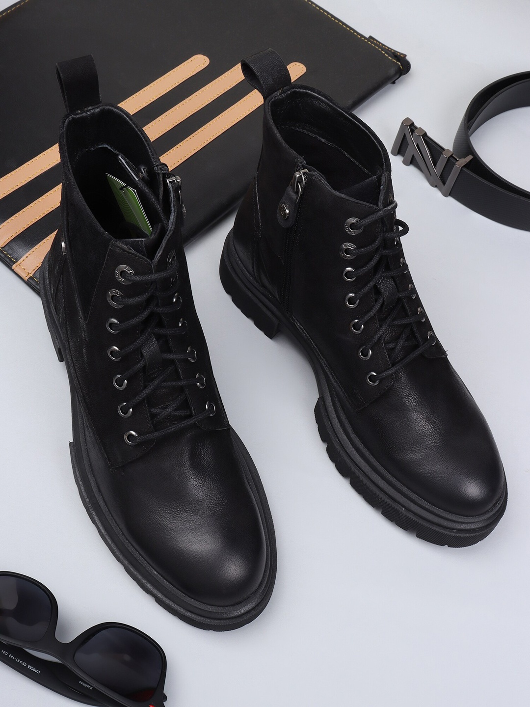 

Ezok Men Black Lace-up Leather Boots