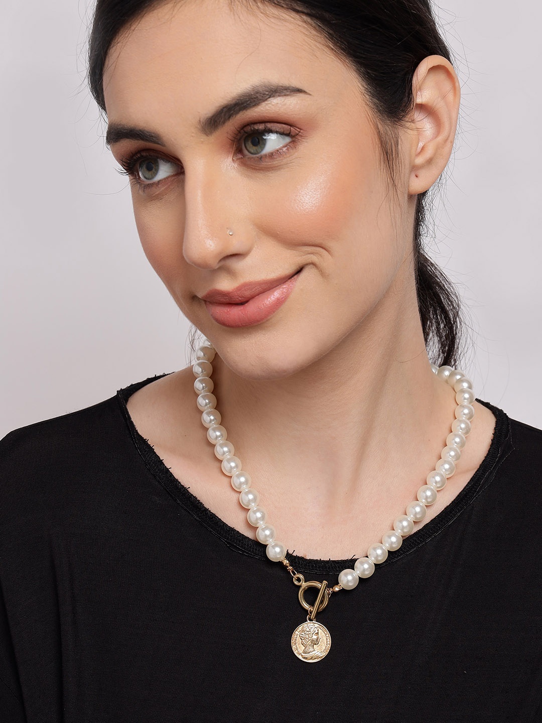 

SOHI Gold-Toned & White Gold-Plated Necklace