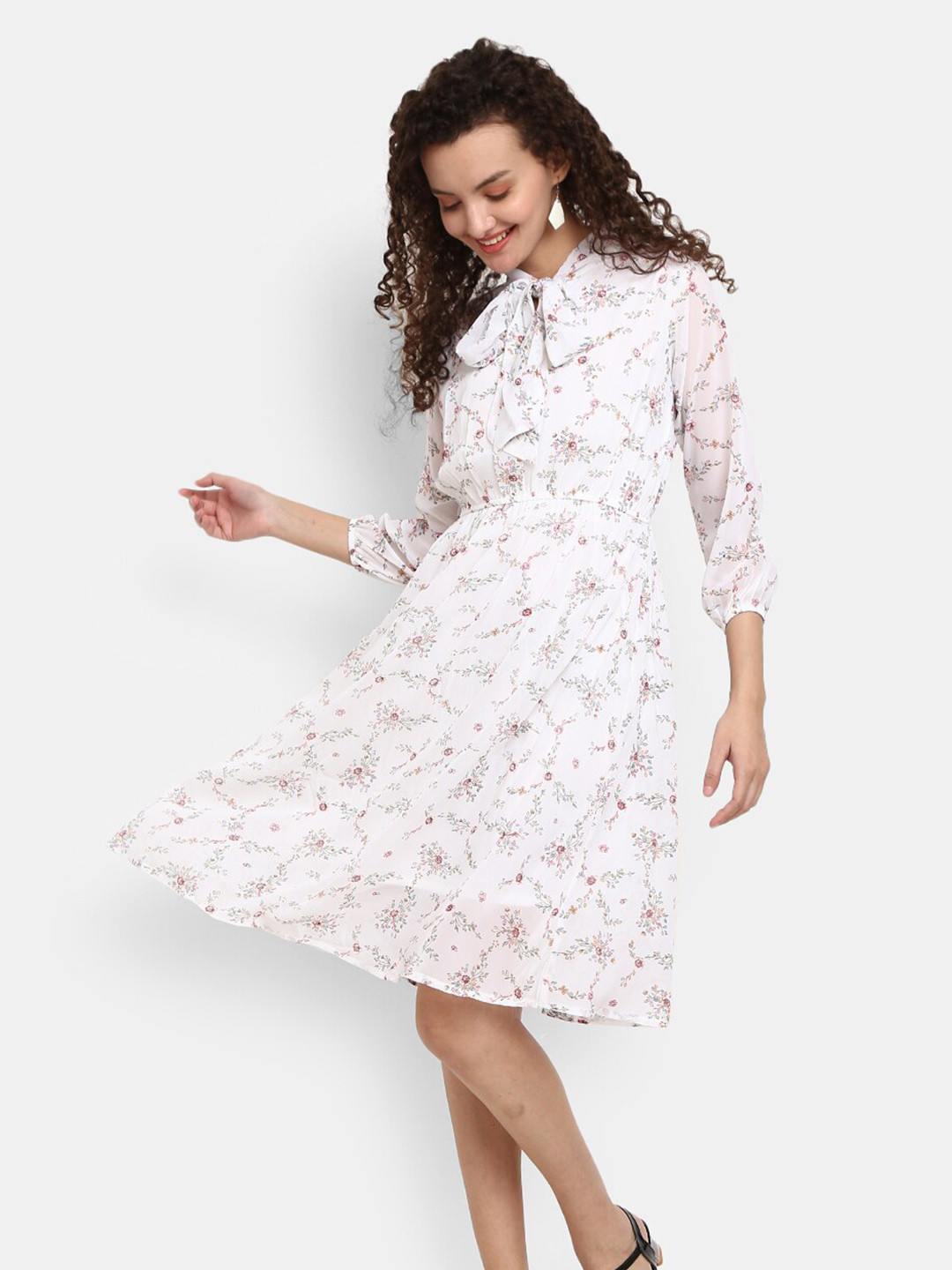

V-Mart White Floral Printed Tie-Up Neck Cotton Dress