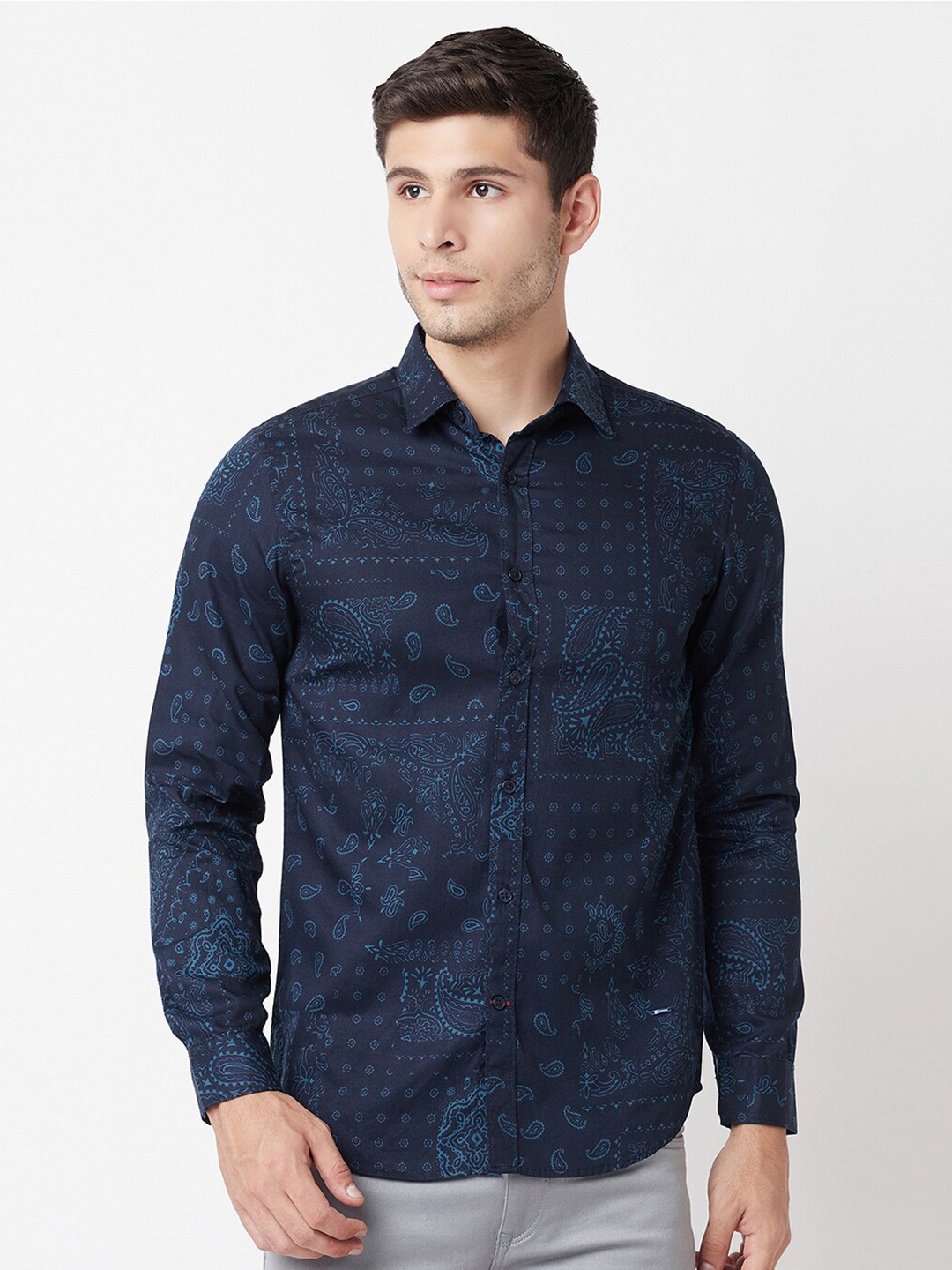 

Blue Buddha Men Navy Blue Printed Casual Shirt