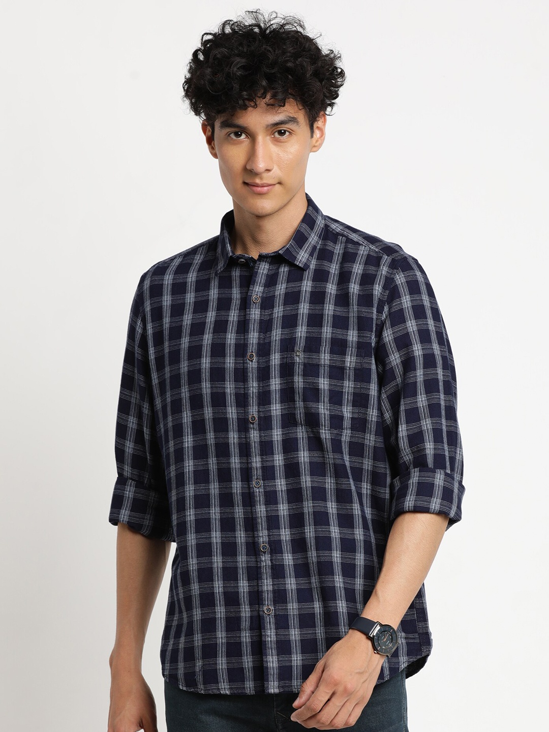 

Turtle Men Navy Blue Relaxed Slim Fit Checked Cotton Casual Shirt