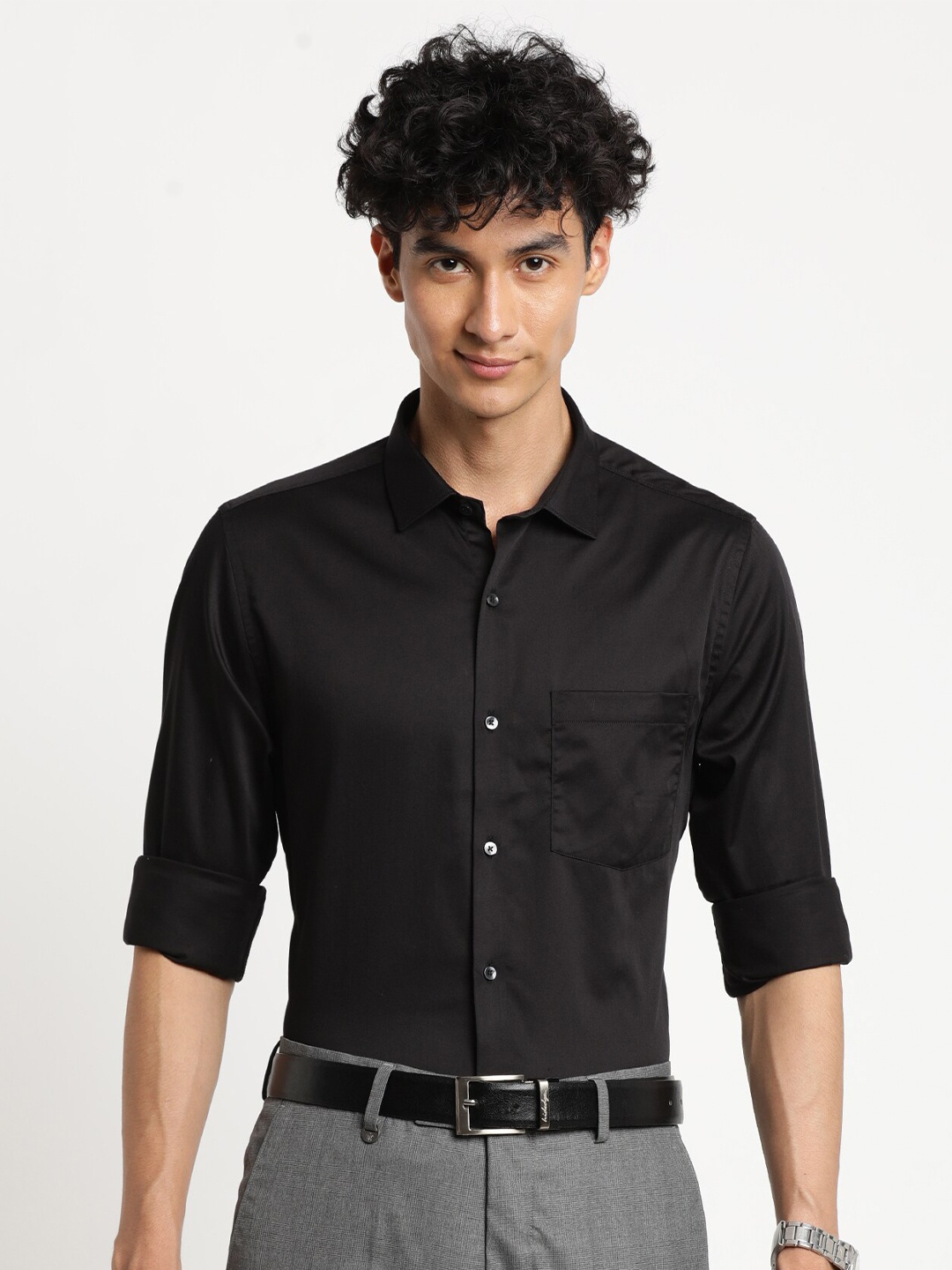 

Turtle Men Black Slim Fit Cotton Formal Shirt