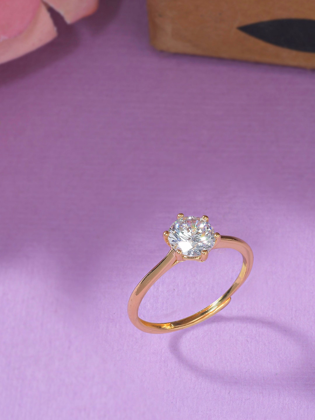 

Voylla Gold-Plated White Cubic Zirconia Finger Ring