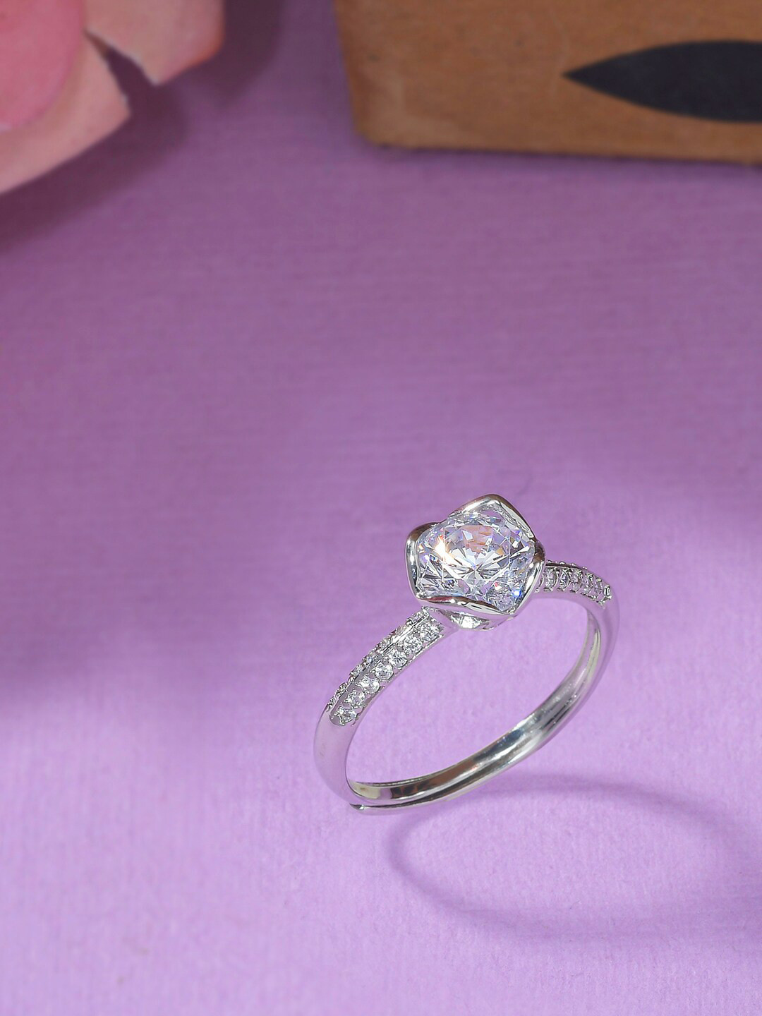 

Voylla Women Silver-Plated White Round Cut Zircon Adorned Adjustable Ring
