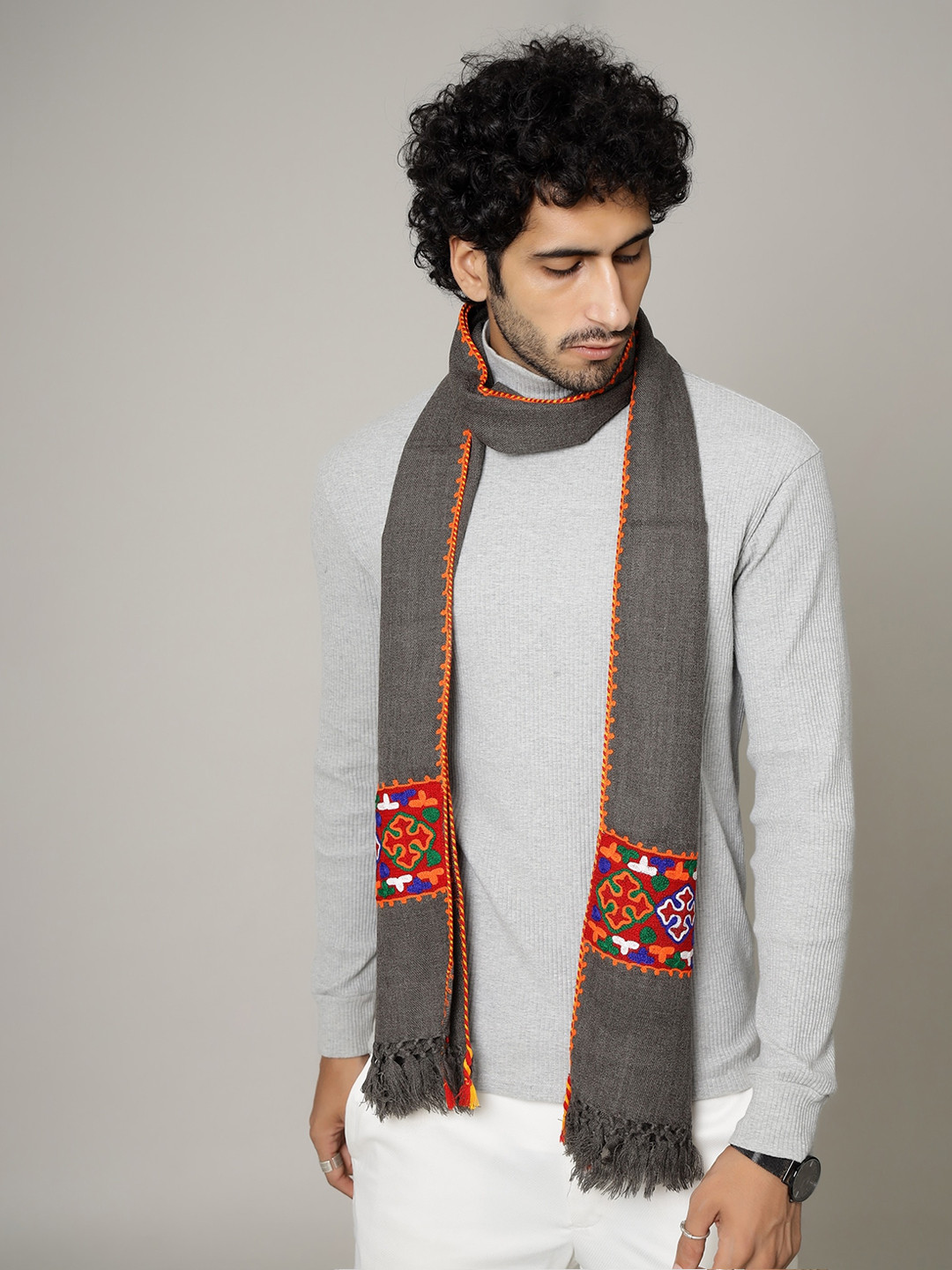 

HANDICRAFT PALACE Men Grey & Brown Embroidred Wool Muffler