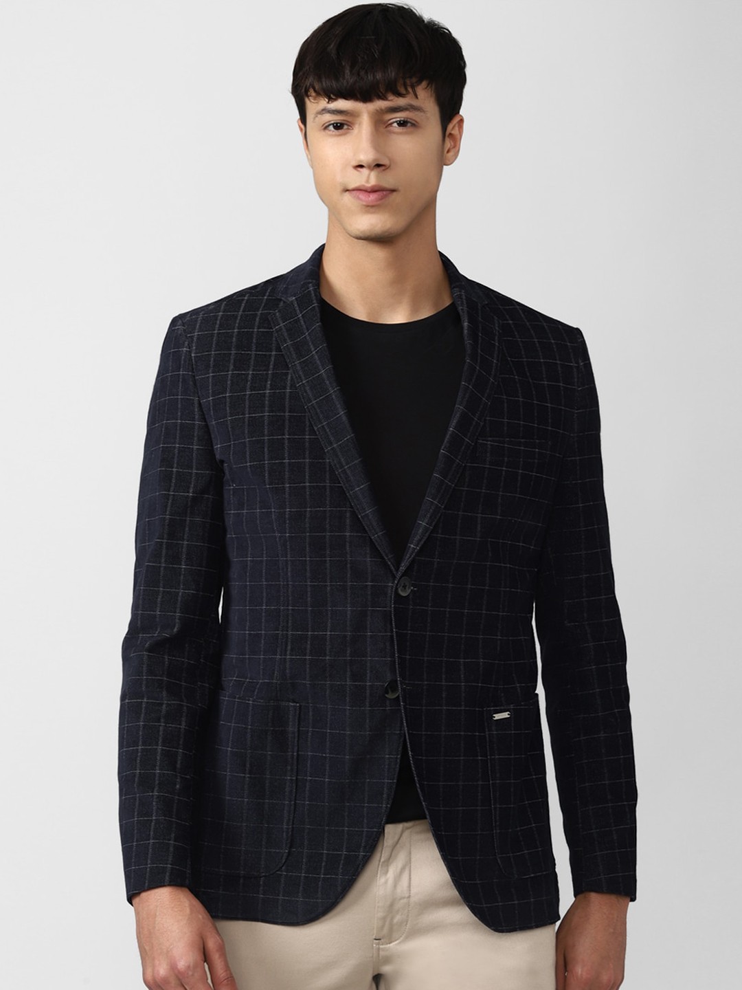 

Van Heusen Sport Men Black Checked Single-Breasted Blazer