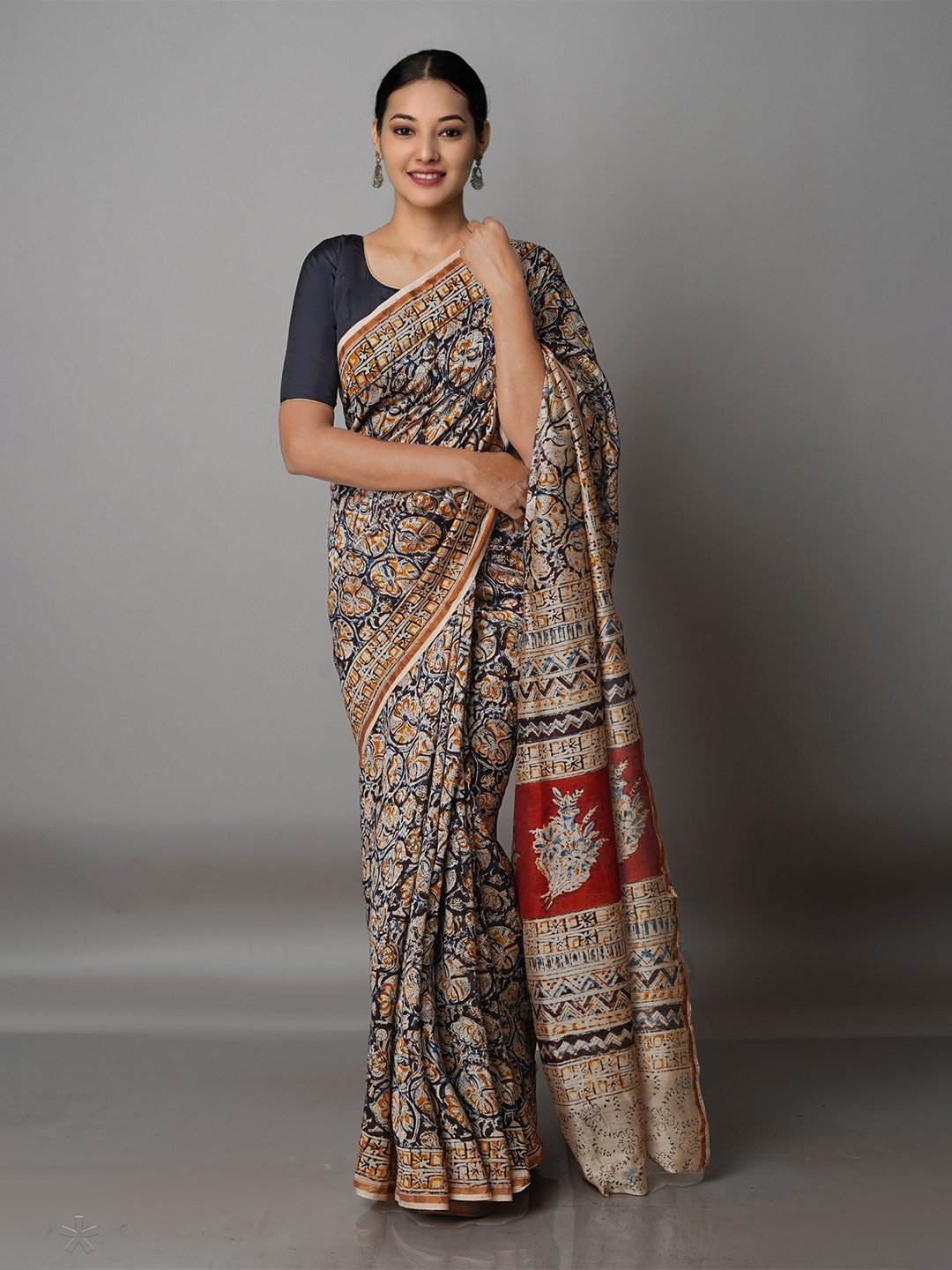 

Unnati Silks Off White & Blue Kalamkari Silk Cotton Chanderi Saree