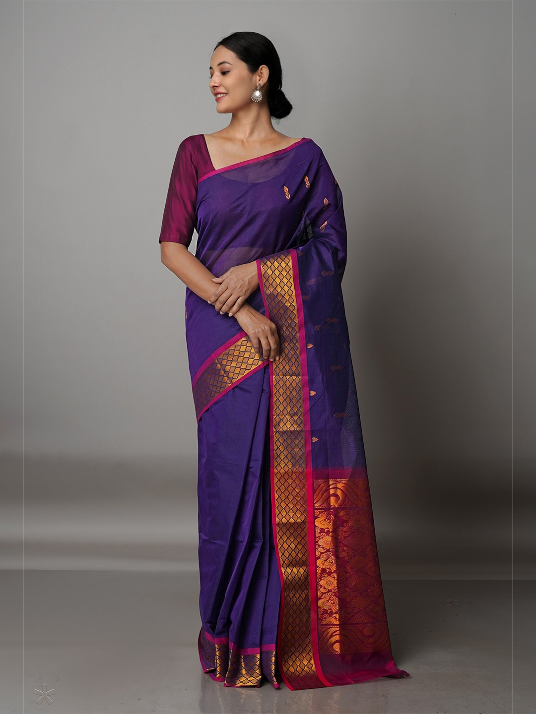 

Unnati Silks Navy Blue & Pink Woven Design Zari Pure Cotton Handloom Gadwal Saree