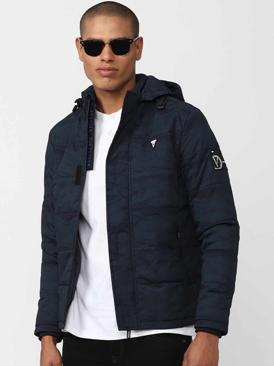 

VAN HEUSEN DENIM LABS Men Navy Blue Abstract Printed Padded Jacket