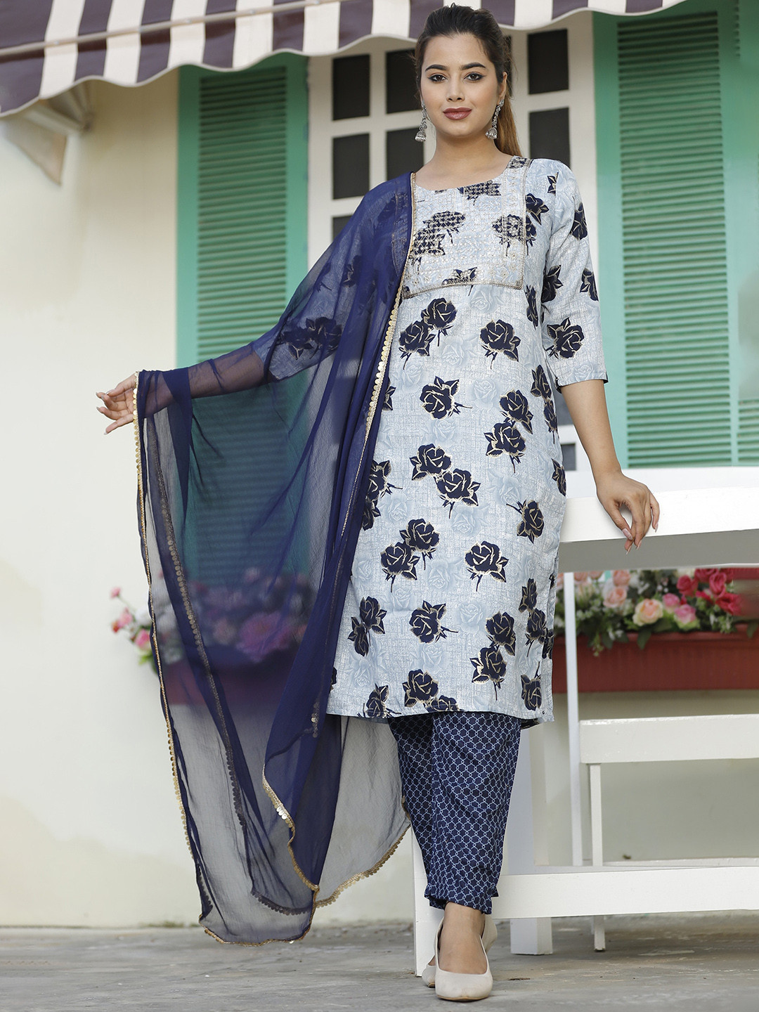 

SINGNI Women Navy Blue Ethnic Motifs Embroidered Kurta with Trousers & Dupatta