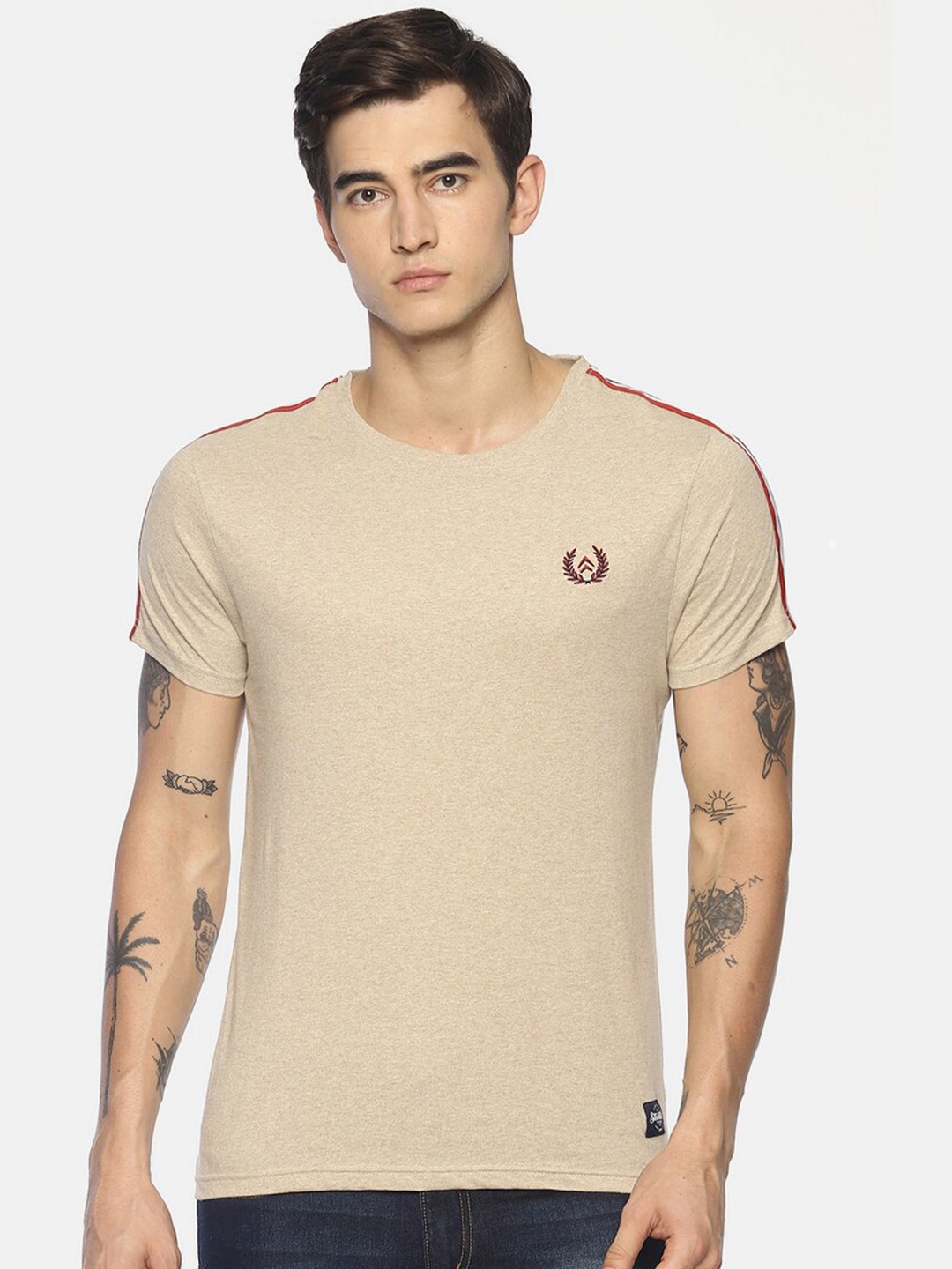 

Steenbok Men Beige Slim Fit T-shirt