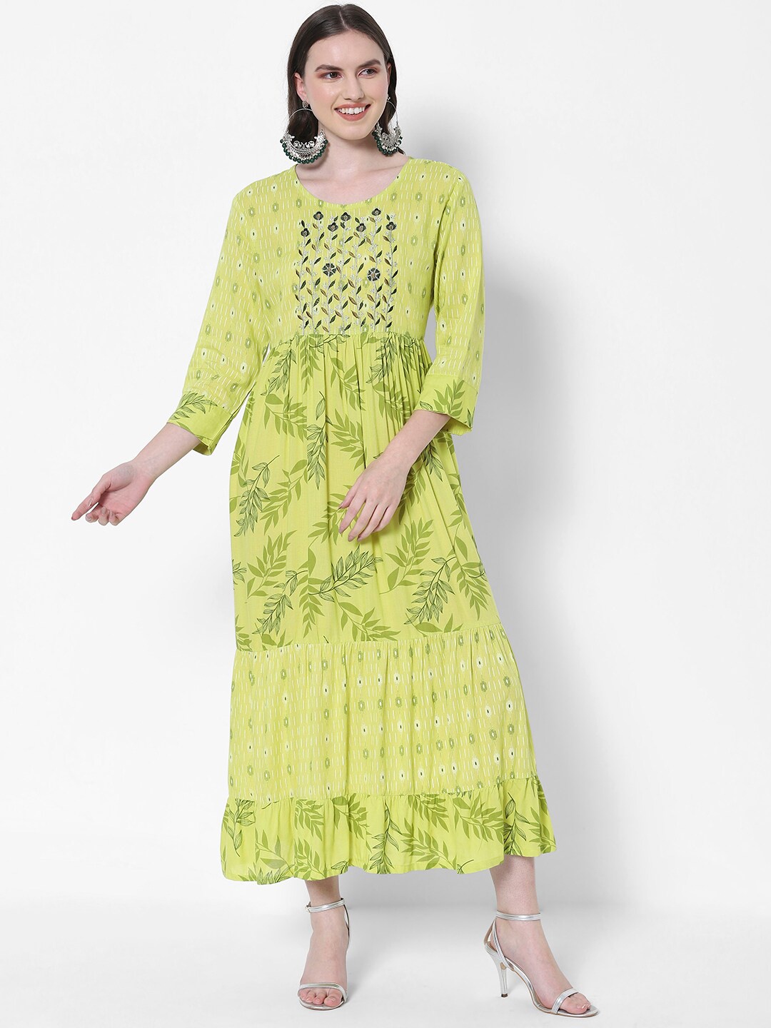 

HEEPOSH Women Green & White Floral Maxi Dress