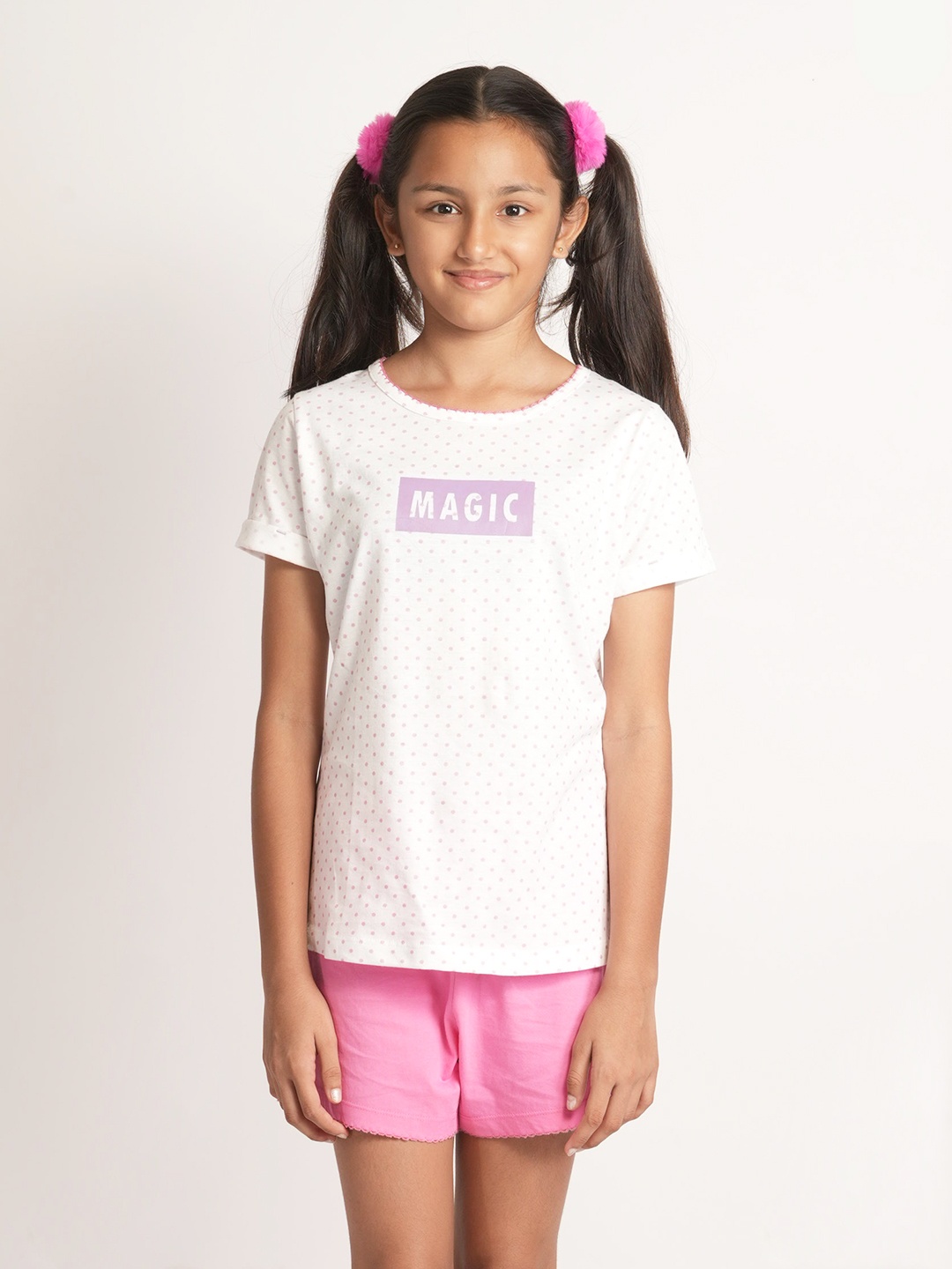 

mackly Girls White & Pink Pure Cotton Printed Night suit