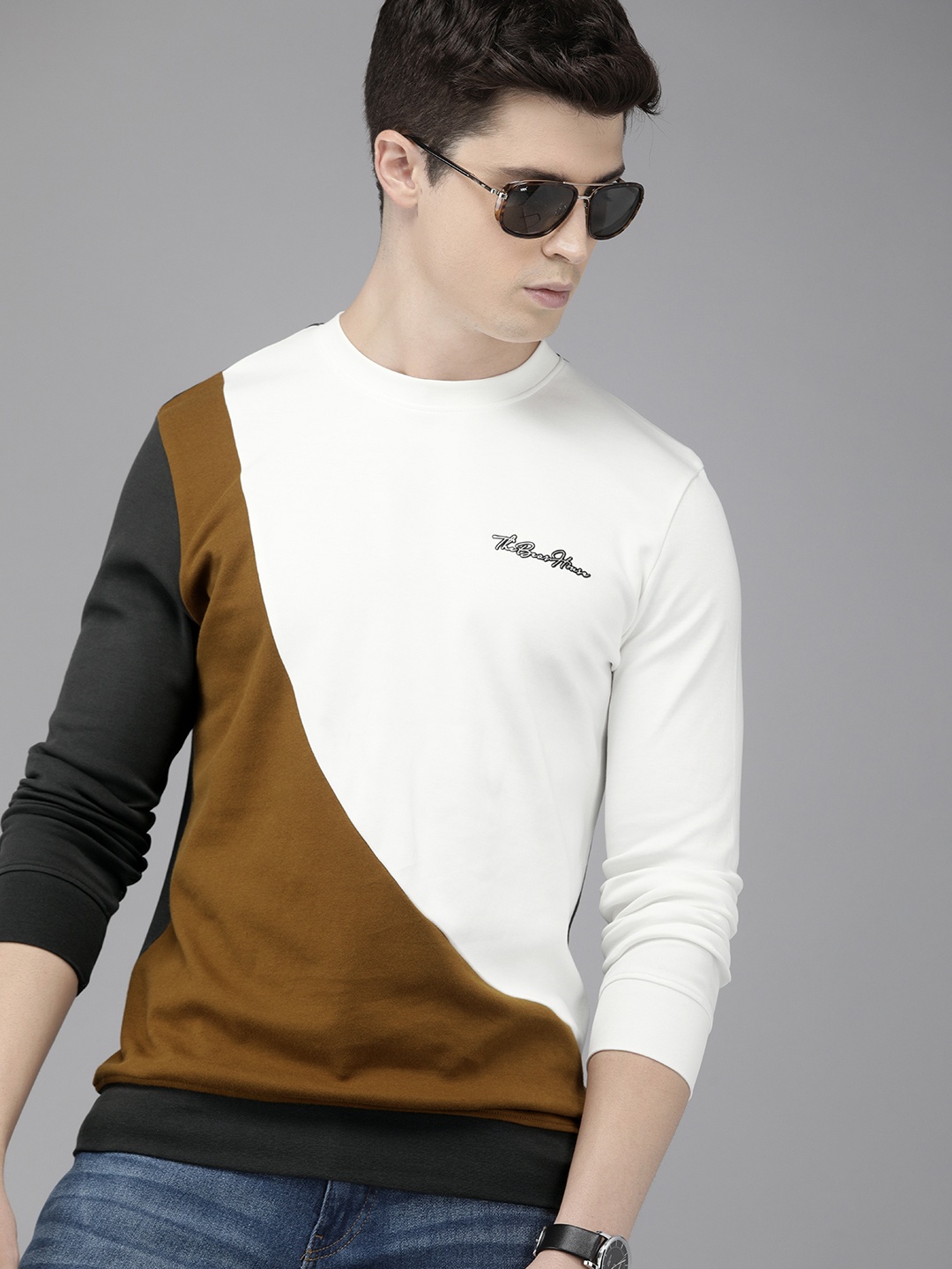 

THE BEAR HOUSE Men White Colourblocked Sweatshirt