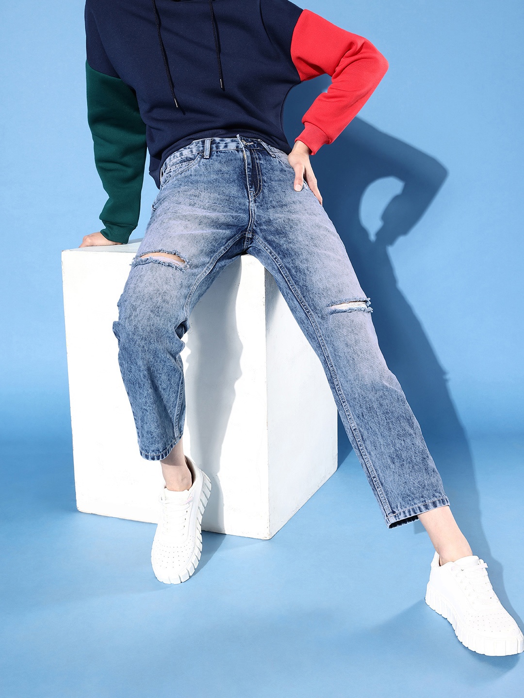 

The Roadster Lifestyle Co. Women Blue Straight Fit Highly Distressed Light Fade Pure Cotton Jeans