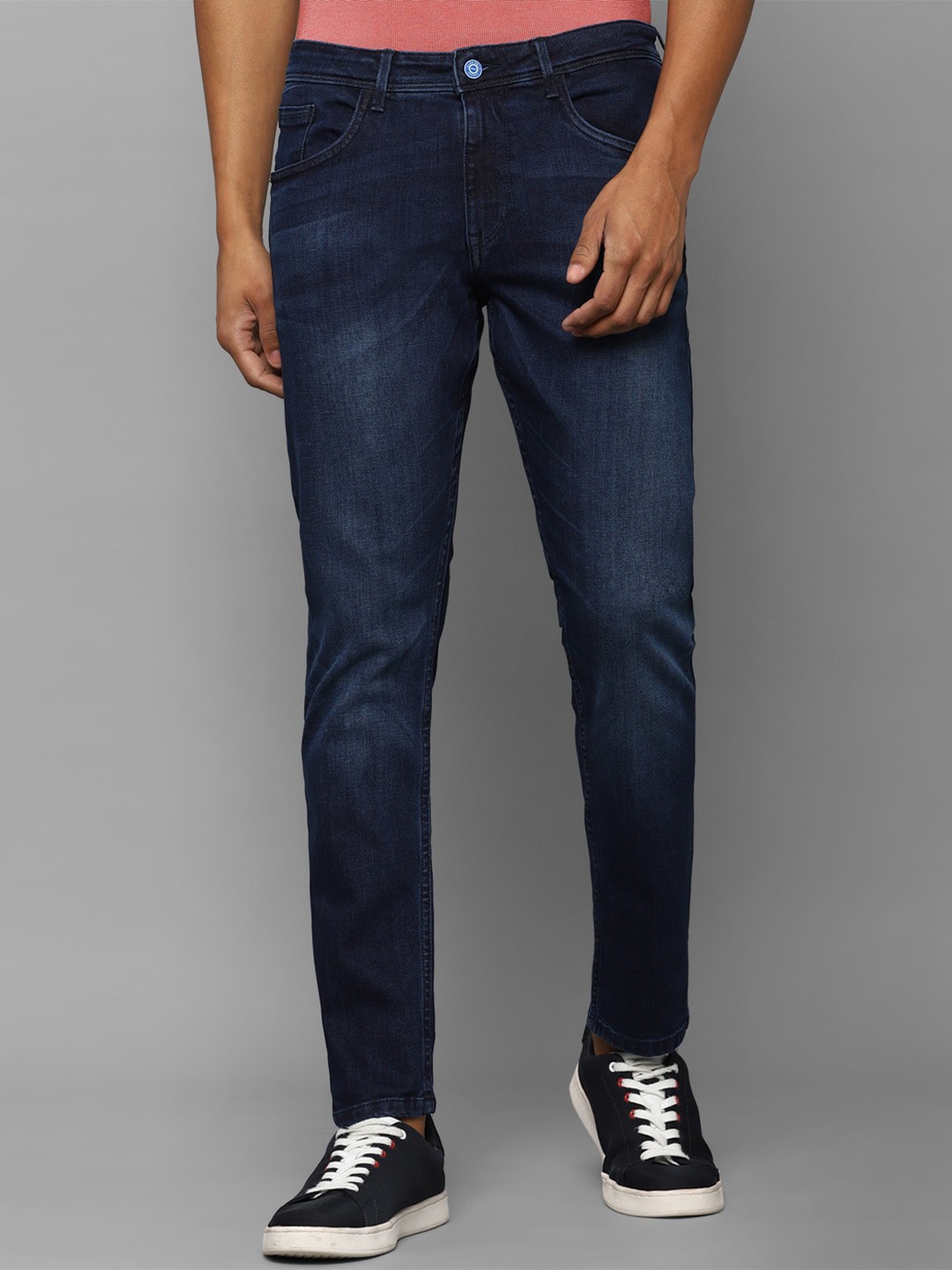

Allen Solly Sport Men Navy Blue Slim Fit Light Fade Cotton Jeans