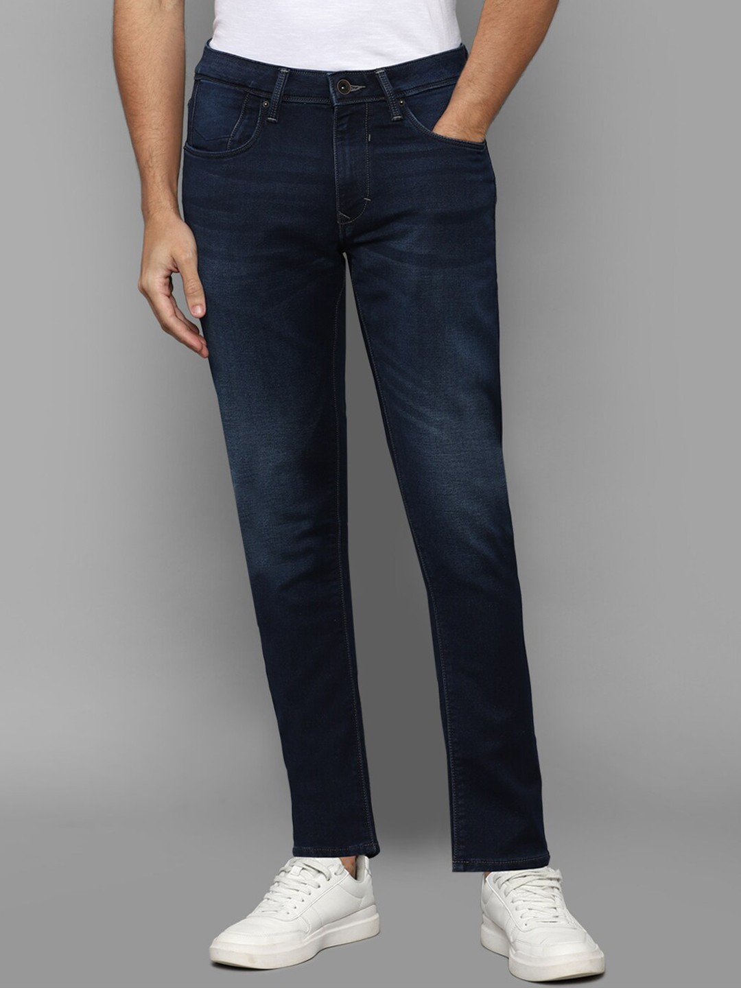 

Louis Philippe Jeans Men Navy Blue Slim Fit Light Fade Jeans