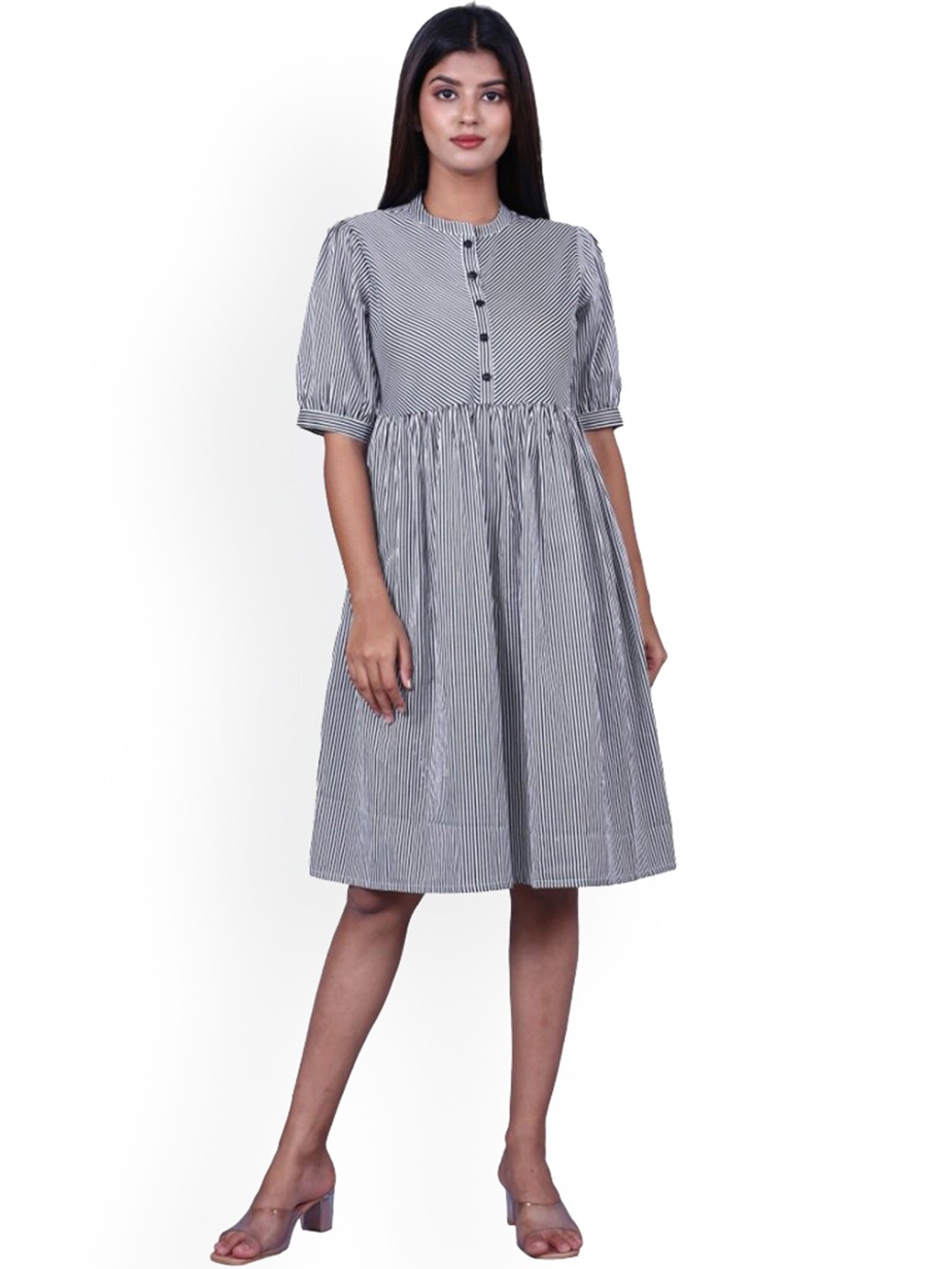 

HERE&NOW Women Grey & White Printed Knee-Length Ethnic Dresses