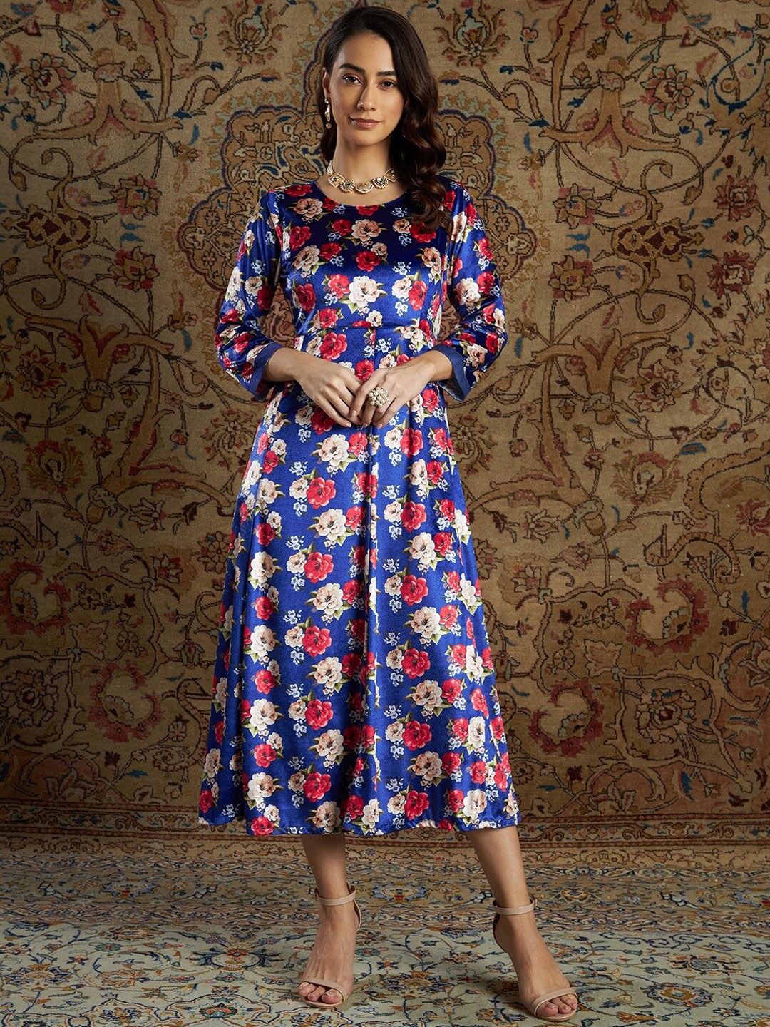 

Shae by SASSAFRAS Women Blue & Red Printed Midi Ethnic Dresses