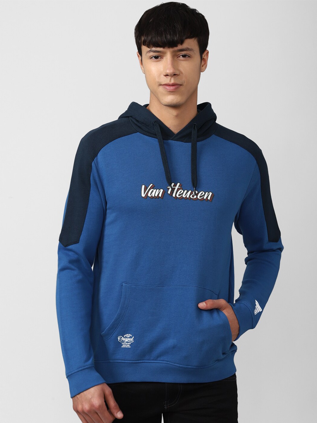 

VAN HEUSEN DENIM LABS Men Blue Printed Cotton Hooded Sweatshirt