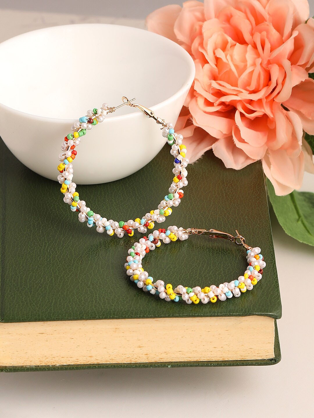 

SOHI White & Yellow Circular Hoop Earrings