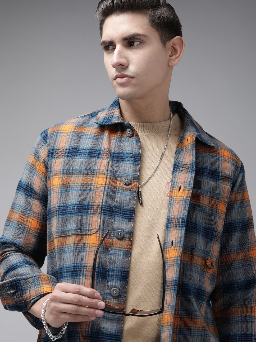 

THE BEAR HOUSE Men Checked Heavy Flannel Cotton Shacket, Blue