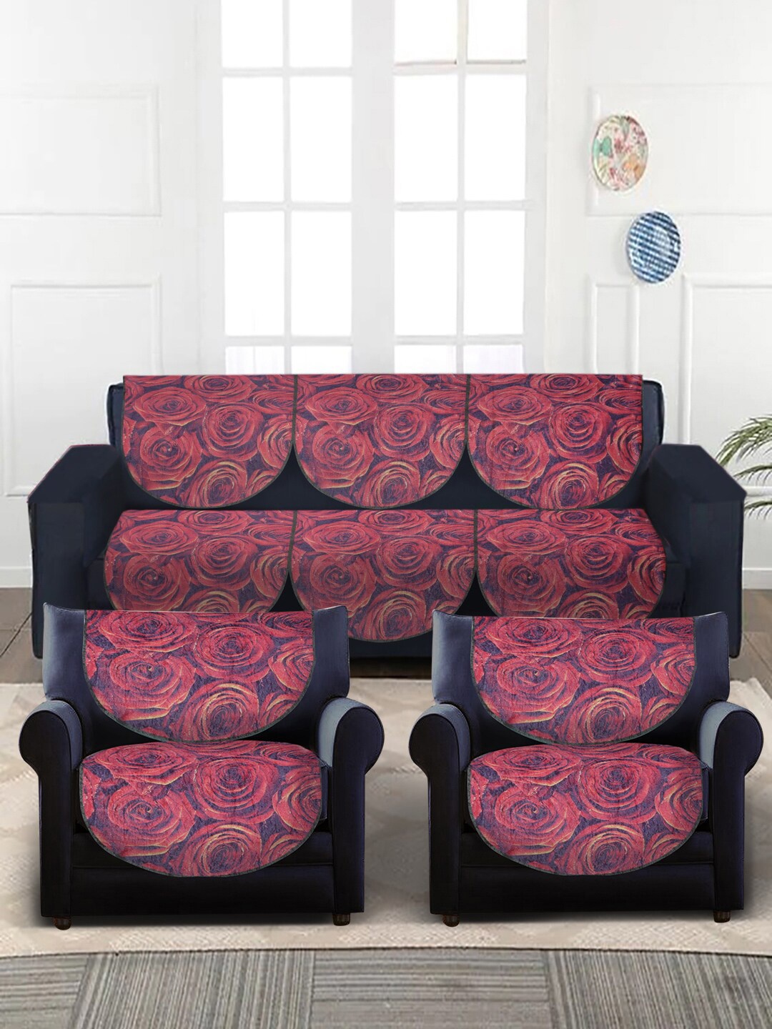 

Slushy Mushy Set Of 10 Red & Black Printed 5-Seater Sofa Covers